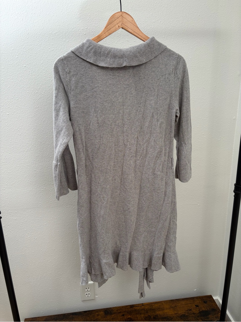Cynthia Rowley Gray Ruffled Knit Robe - Picture 3 of 3
